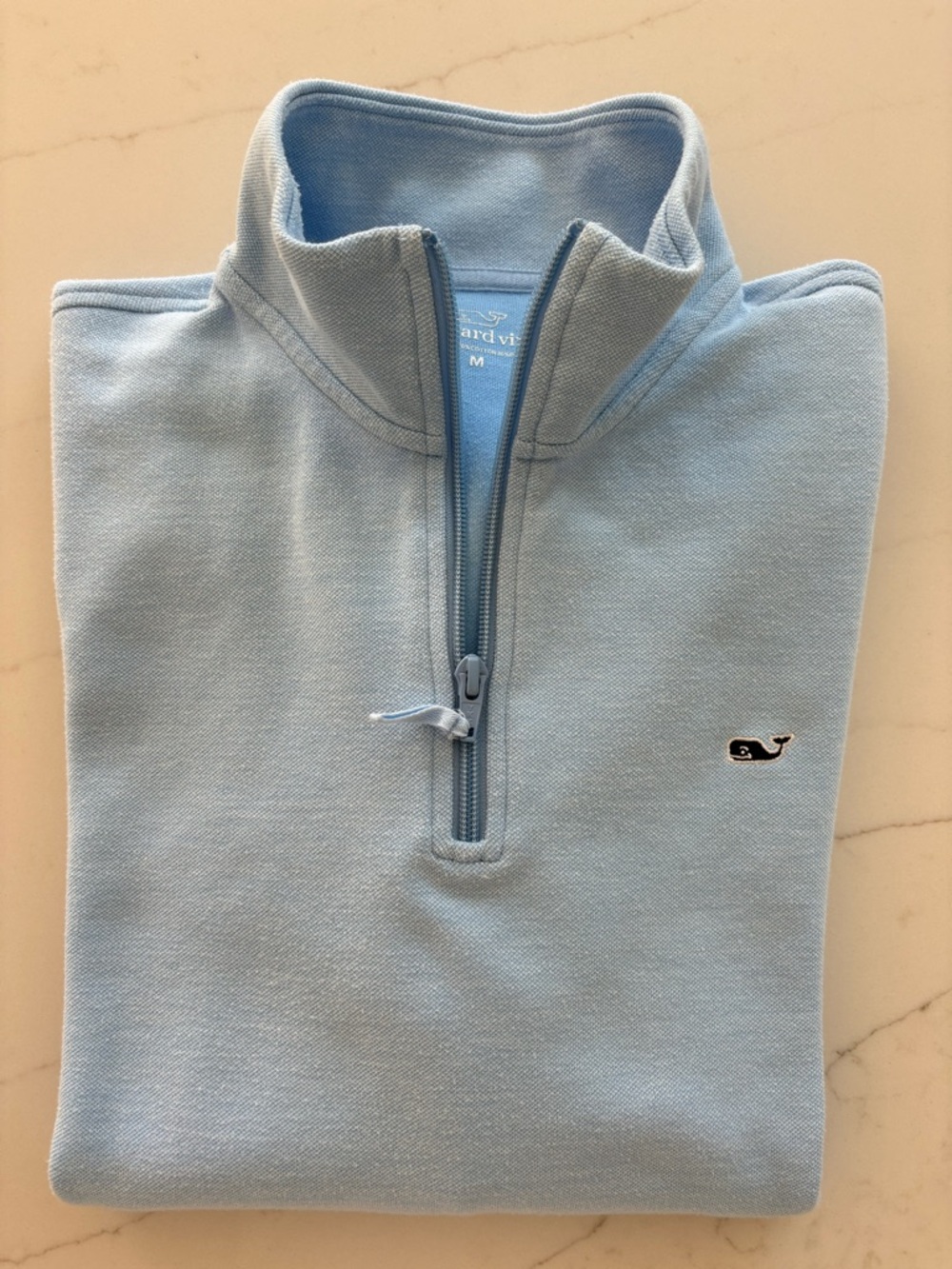 Vineyard Vines men’s sweater light blue medium